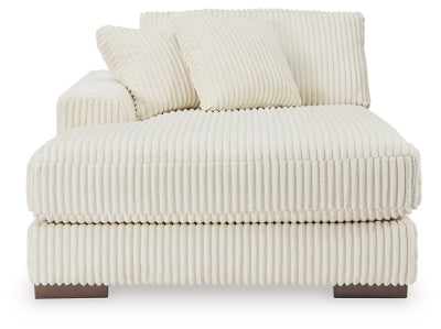 Lindyn Sectional with Chaise - Discount Furniture World (Burlington,NC)