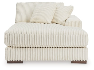 Lindyn Sectional with Chaise - Discount Furniture World (Burlington,NC)