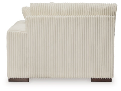 Lindyn Sectional with Chaise - Discount Furniture World (Burlington,NC)