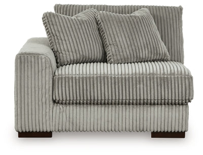 Lindyn Sectional with Chaise - Discount Furniture World (Burlington,NC)