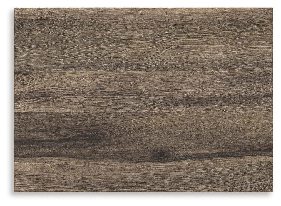 Elbrim Nightstand