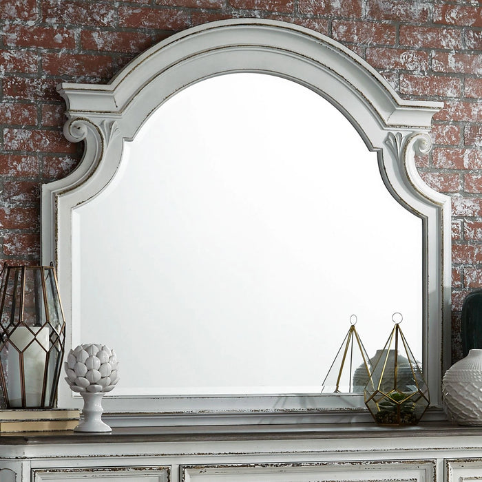 Magnolia Manor Mirror image
