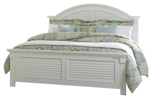 Liberty Furniture Summer House King Panel Bed in Oyster White image