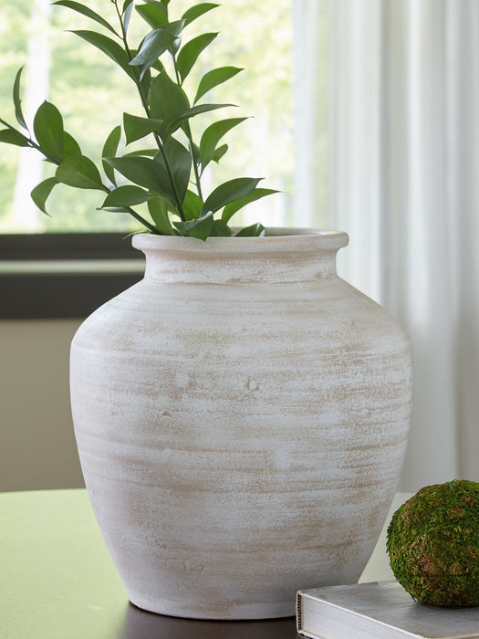 Meadie Vase - Discount Furniture World (Burlington,NC)