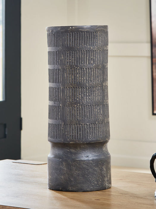 Beninworth Vase - Discount Furniture World (Burlington,NC)