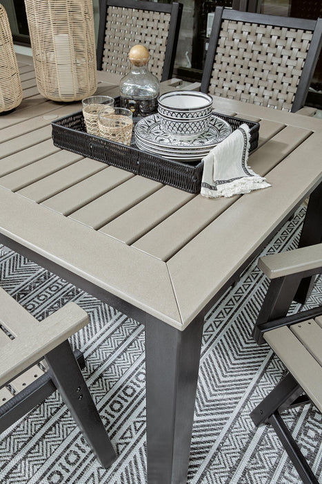 Mount Valley Outdoor Dining Set