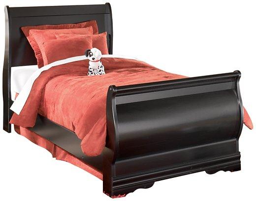 Huey Vineyard Bedroom Set - Discount Furniture World (Burlington,NC)