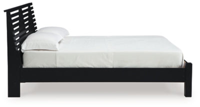 Danziar Queen Slat Bed - Discount Furniture World (Burlington,NC)