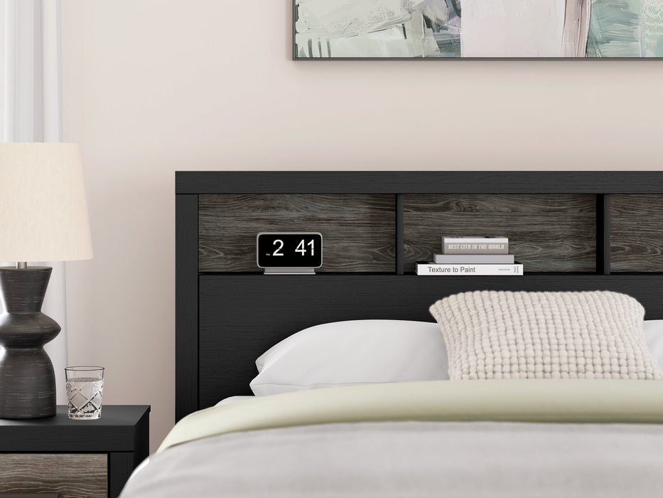 Broachmyn Bed - Discount Furniture World (Burlington,NC)