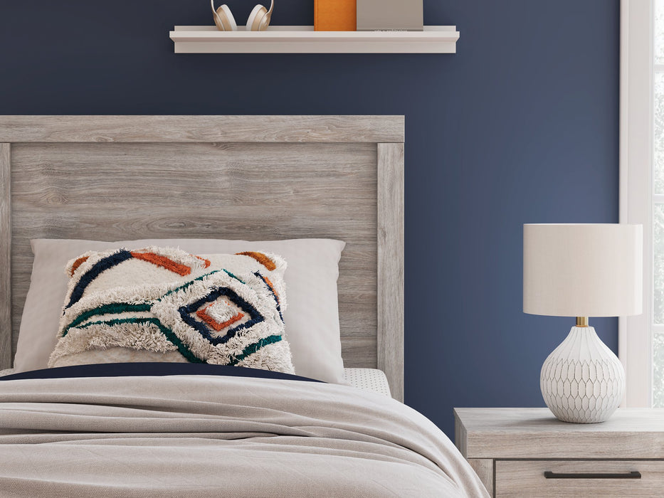 Broachmyn Bed - Discount Furniture World (Burlington,NC)