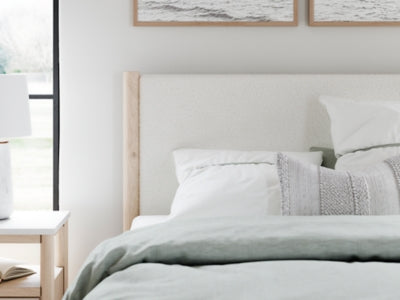 Cadmori Upholstered Bed - Discount Furniture World (Burlington,NC)