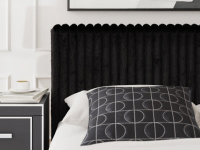 Zuraleus Bed - Discount Furniture World (Burlington,NC)