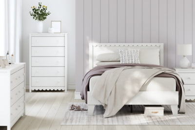 Hallityn Chest of Drawers - Discount Furniture World (Burlington,NC)