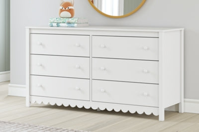 Hallityn Dresser - Discount Furniture World (Burlington,NC)