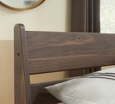 Calverson Bed - Discount Furniture World (Burlington,NC)