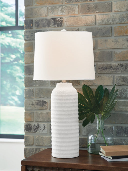 Vauville Table Lamp (Set of 2) - Discount Furniture World (Burlington,NC)