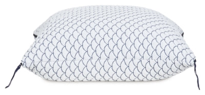 DreamCloudTM Classic / Pillow (Set of 4) - Discount Furniture World (Burlington,NC)