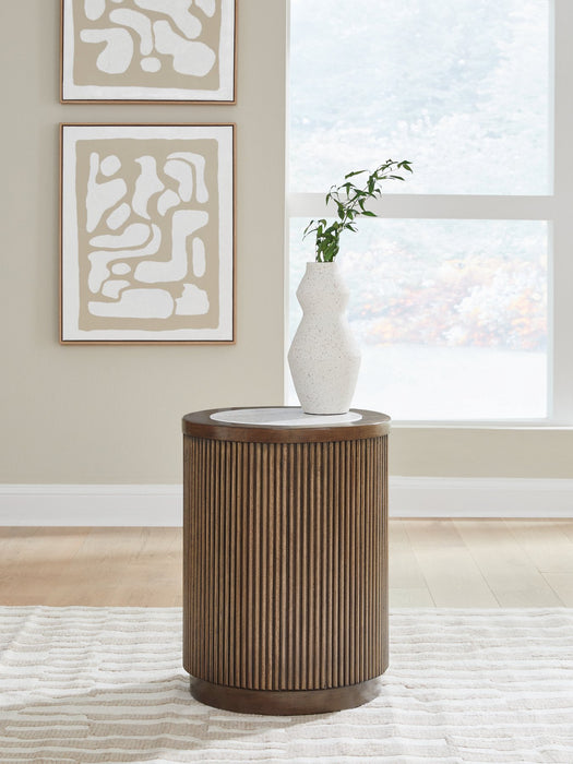 Hadonna End Table - Discount Furniture World (Burlington,NC)