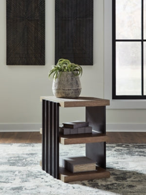 Rylandyn End Table - Discount Furniture World (Burlington,NC)